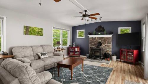 Dog-Friendly w Hot Tub, Fire Pit & River Access - Foto 2