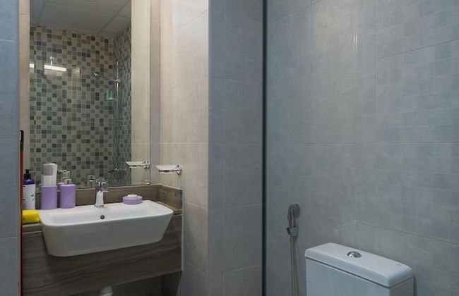 Friendly Studio Apartment With Beautiful Living - Foto 8