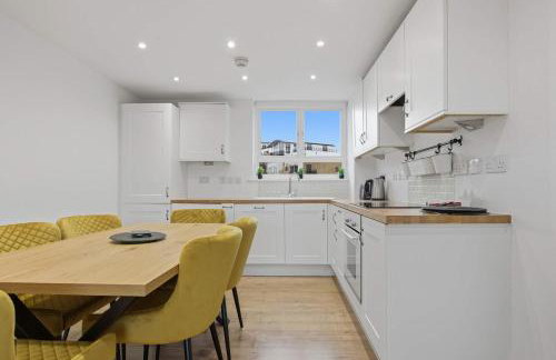 Cozy Nice View 4ppl 2Bed Flat Near River Walks St Katharine Docks BURR-86-Fred - Photo 19