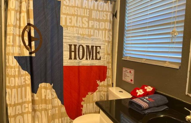 Beautiful Kayewood Waterfront Retreat - Photo 12