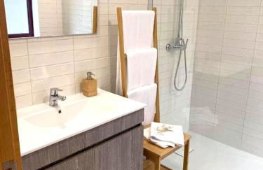 Charming Villa with Pool and Jacuzzi - Terras de Bouro - Foto 23