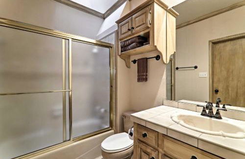 Private Pool Lakefront Harlingen Home - Foto 26