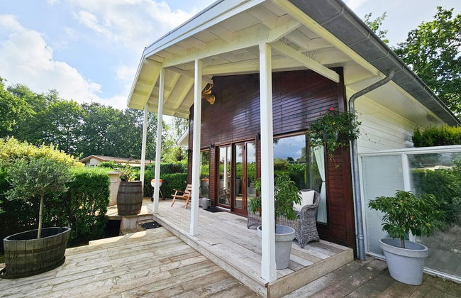 Beautiful Holiday Home With Spacious Garden - Photo 33