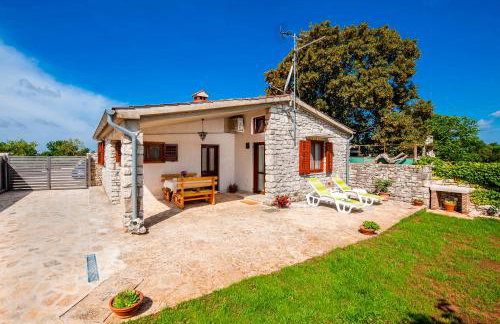 Charming House Nino with a fenced yard - Foto 46