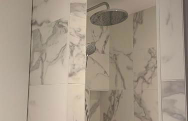 Celect'In Lyon Suites climatisées SkyView - Foto 11