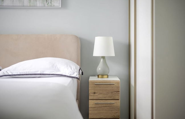 Luxurious ONE Bedroom Apartment IN Bond Street - Photo 5