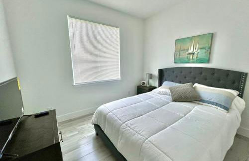 New house with canal view in Cape Coral - Foto 8