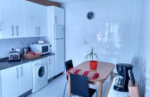 Corunna Piso acogedor 3 hab. amplias wifi - Foto 12