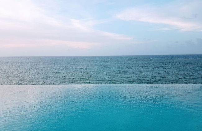 Je Suis Jamaica - 4 B R Beachfront Villa w Staff - Photo 70