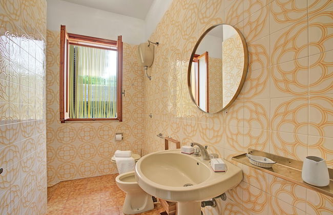 Villa Carolina spacious with garden - Foto 19