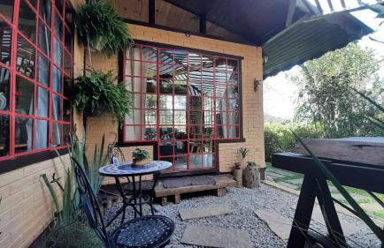 Chalé Pakere Montanha Lumiar - Conforto a mais de 1000 metros de altitude junto a natureza, wifi, piscina, sauna e água de nascente - locação do chalé sem prestação de serviços - Foto 74