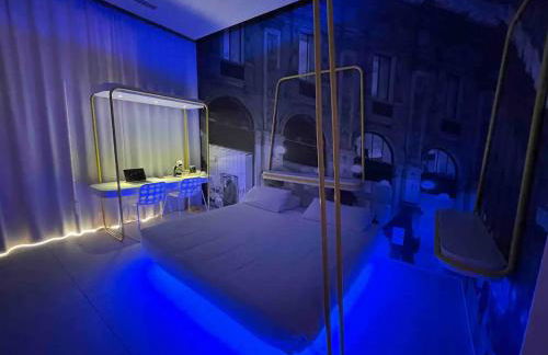 Town Suites - Photo 13