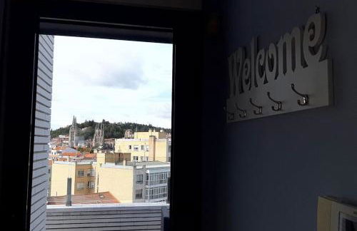 LUXEinBurgos Atico con Vistas Espectaculares - Foto 17