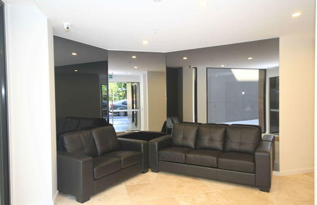RNR Serviced Apartments North Melbourne - Photo 2