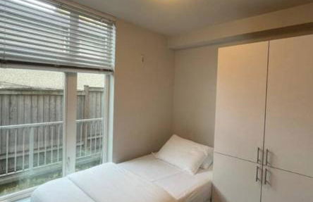 Pacific Trillium Studio, Wallingford 97 Walkscore - Foto 1