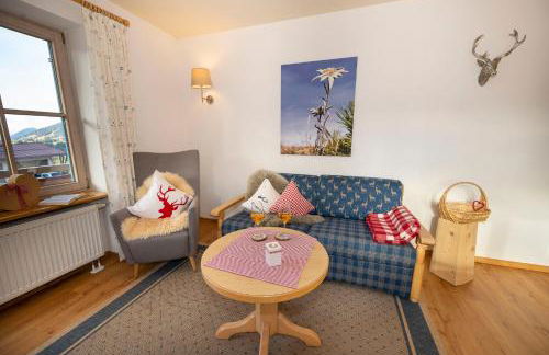 Gemütliche Ferienwohnung Bergwiese, 2-Raum, separates Schlafzimmer, schönen Balkon oder Terrasse, Komfort Ausstattung, ruhige Südlage, kostenfrei WLAN und schöne helle Sauna, Brötchenservice, Parkplatz, Hunde auf Anfrage, E-Tankstelle, Sonnenlage - Photo 29