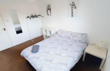 2 Bedroom Rayleigh Apartment - Foto 1