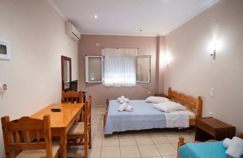 Irini Seaside Studios - Photo 12