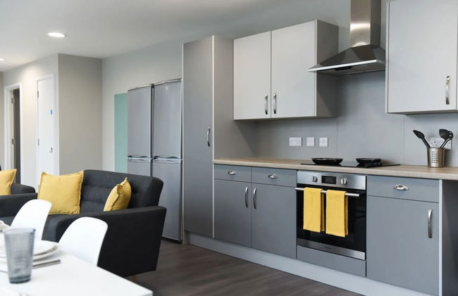 Student Only St David's - Photo 12