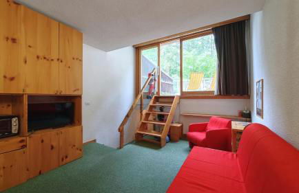 Hostdomus - Sansicario R12 Family - Photo 6