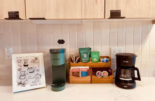 Luxe & Bright Gem - Prime Location, Roof Deck, View - Foto 14