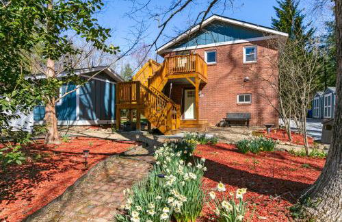 Modern & Cozy on Private Lane, Minutes to Airport - Foto 6