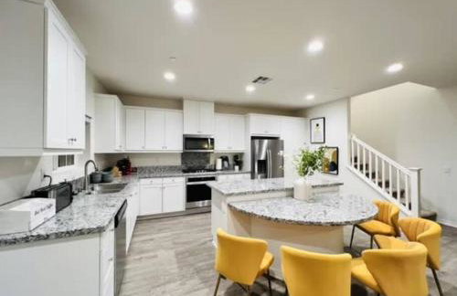 Up to 25% OFF / New Built for Ideal Extended Stay - Photo 15