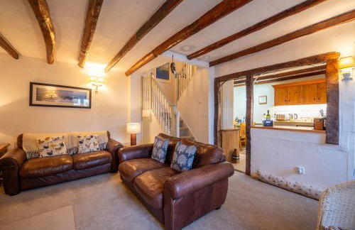 Charming Cottage near Dartmouth with Log Burner - Photo 26