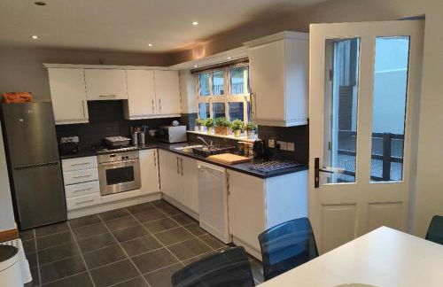 Castleview Large 3 Bedroom Family House - Glenarm - Foto 13