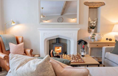 Danes Cottage - Luxury Peak District Retreat - Photo 55