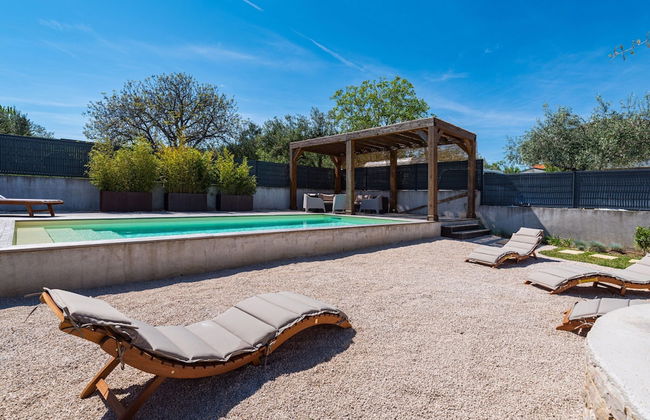 Nice Villa With Private Pool, Fenced Garden, Roofed Terrace, Near the Beach - Foto 17