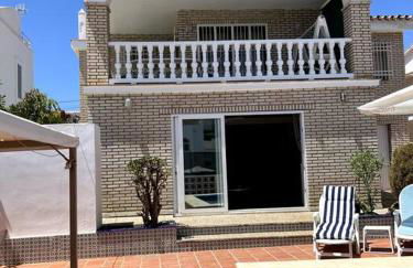 Detached Pool Villa, idyllic setting 450m to beach - Photo 1