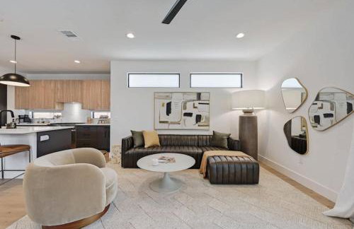 East Austin 5BR w Private Pool Rooftop & Views - Foto 9