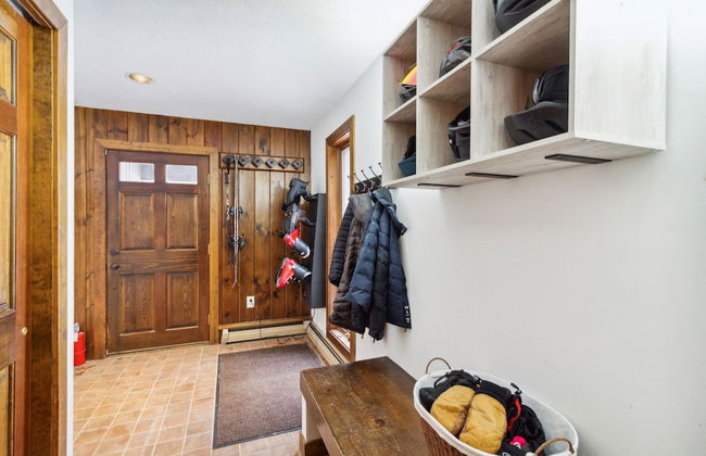 Slopeside In Okemo - Beautifully Renovated Spacious Family Townhouse 3 Bedroom Townhouse by RedAwning - Foto 27