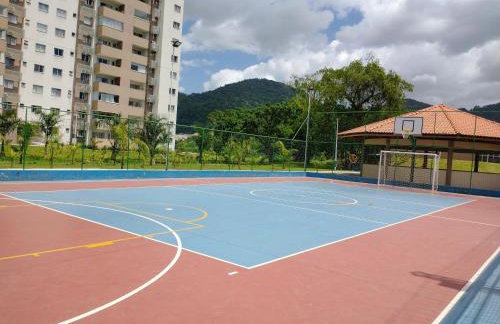 Apto Vista Atlântico com 2 quartos com Ar Cond Wi-Fi TV SMART e Área de lazer - Foto 16