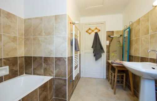 Tipoz'Immo - Trévennec Creis maison familiale près de la plage de Kermor - jardin - animaux bienvenus - linge de lits inclus - grand espace - jardin - calme - Foto 29