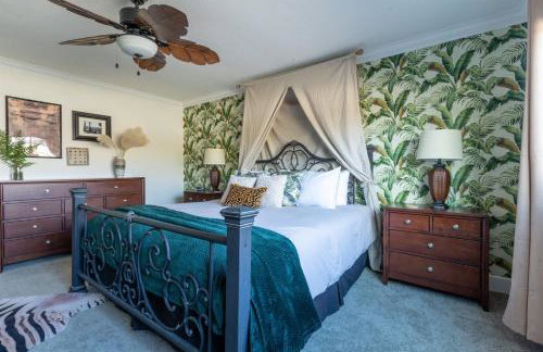 4BR Group Retreat w Golf Green, Poker & Fire Pit - Foto 36