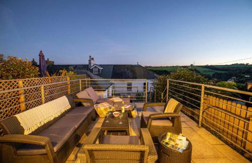 Seafarers - Coastguard Cottage with sea views, garden and parking - Foto 18