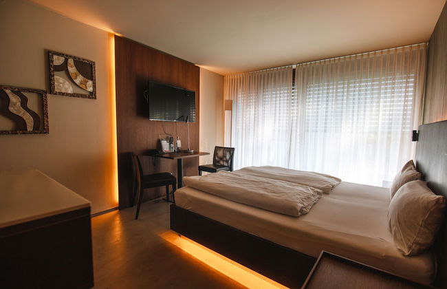 Car by Side - Foto 6