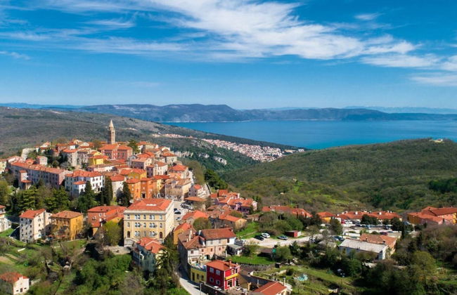 Stylish Two Bedroom Apartment in Labin - Foto 27