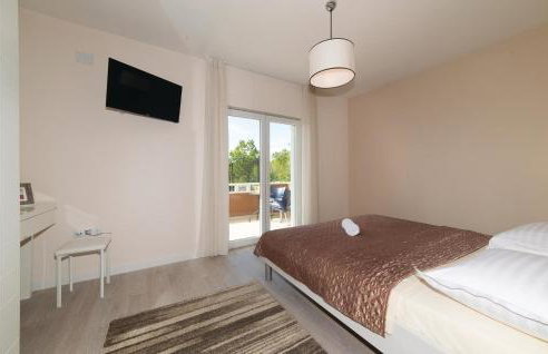 Awesome Home In Radosic - Foto 31