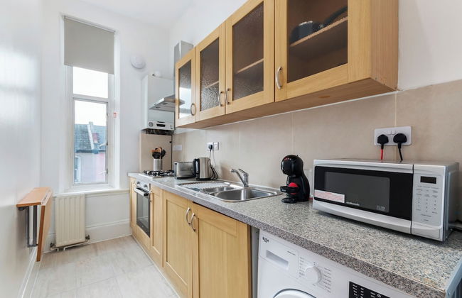 City Apartment - Sleeps 4 & Free Parking - Foto 4