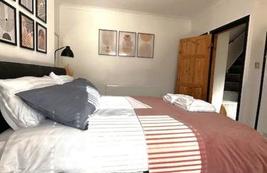 Leeds Cosy House - Photo 7