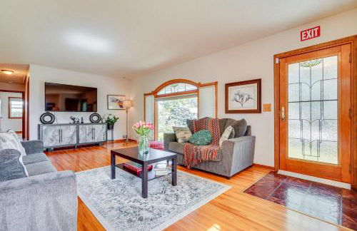 Spacious Cottage Grove Haven Near Downtown St Paul - Photo 1