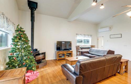 Willamette Valley Home on Working Horse Farm! - Foto 7