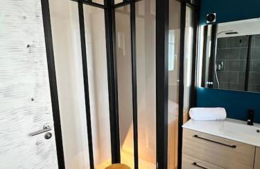 Maison rénovée haut de gamme de centre-ville - Photo 3