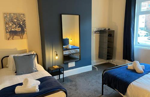 Howe - Newly refurbished 2 bedroom flat Free Parking - Foto 12