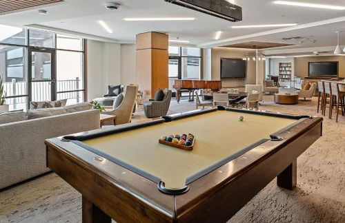 City Center Oasis Prime Location with Views - Foto 4