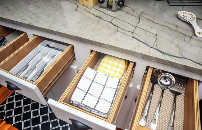 Downtown Cozy 2 BR Apt - 4min drive MardiGras Park - Photo 9