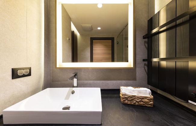 Aparthotel SPA Woodside by Anaya - Photo 38